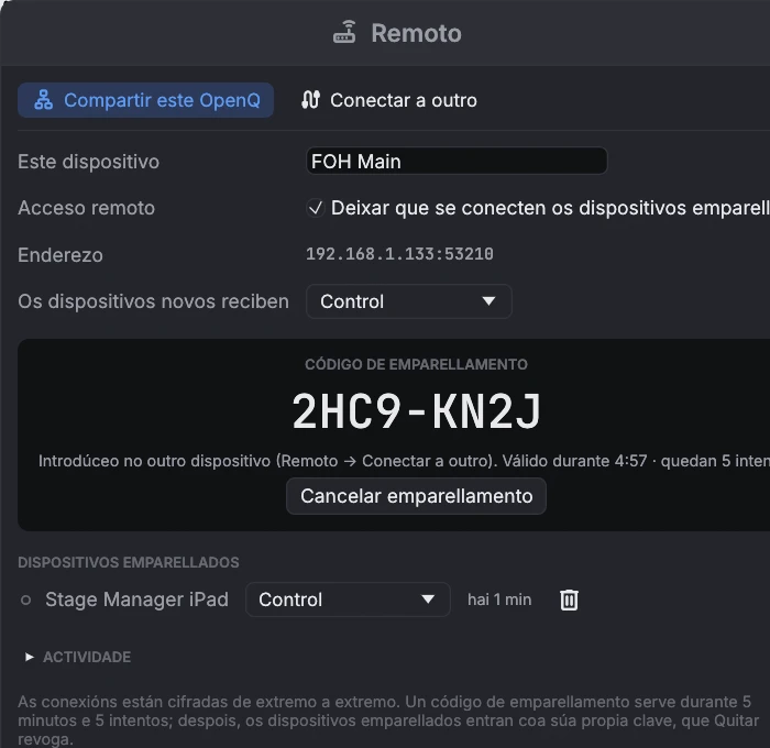 Xanela Remoto do dispositivo principal cun código de emparellamento e unha lista de dispositivos emparellados.