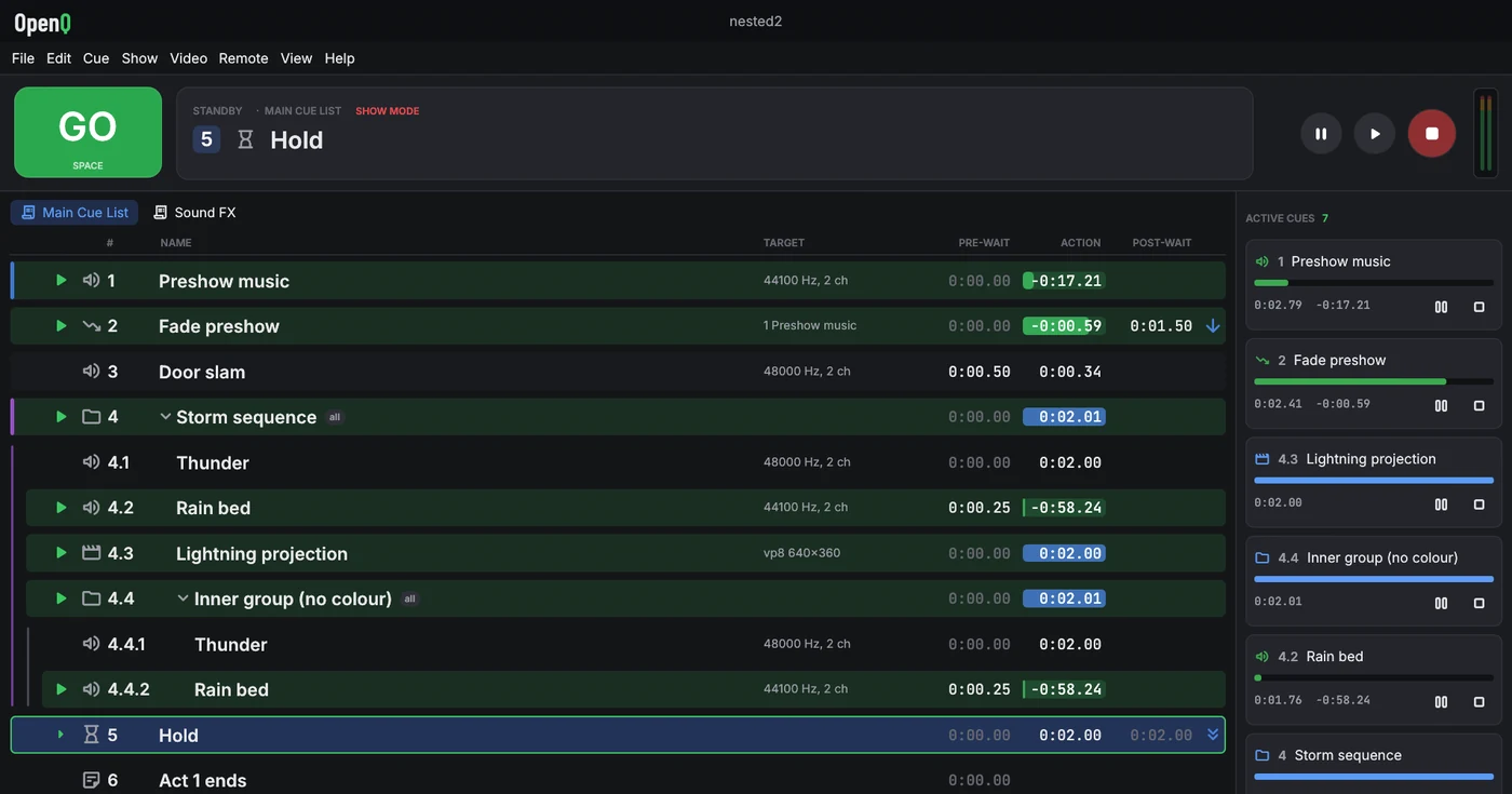 Show mode: large rows, several cues running with countdowns, active cues panel on the right.